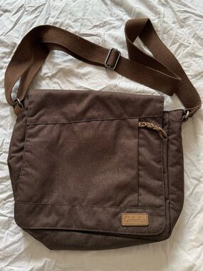 Cabela's Medium Crossbody Messenger Bag Satchel